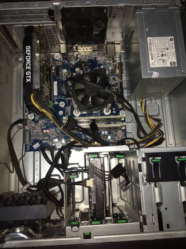 hp z240 xeon e3 1270 v5 with gtx 1650 4