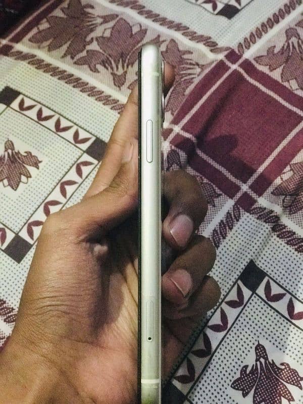 IPHONE 11 For sale 1