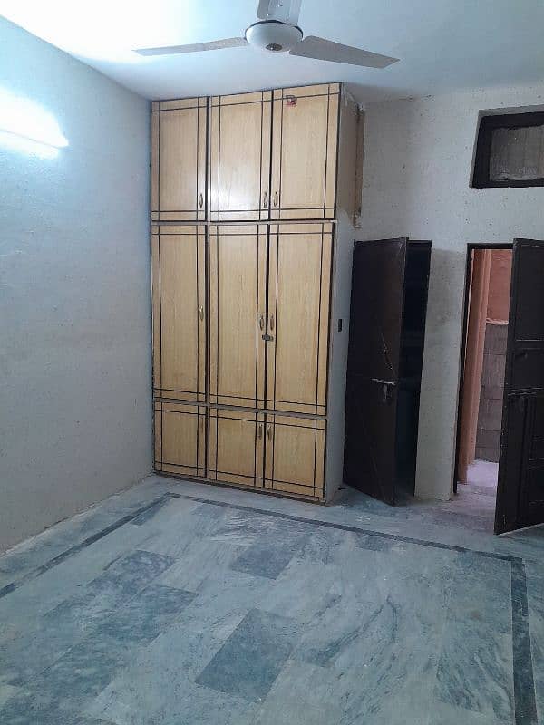 House Available For Sale Shah Khalid Colony 5