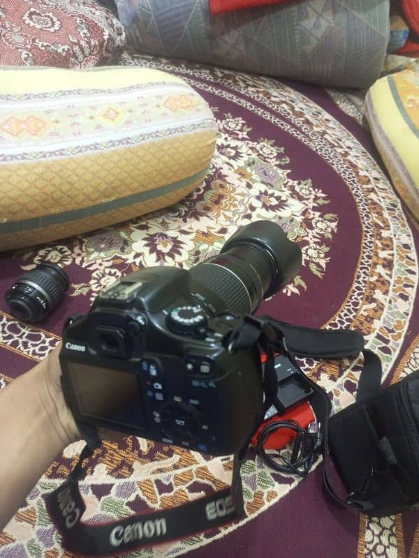 Canon DSLR camera 1100D 2