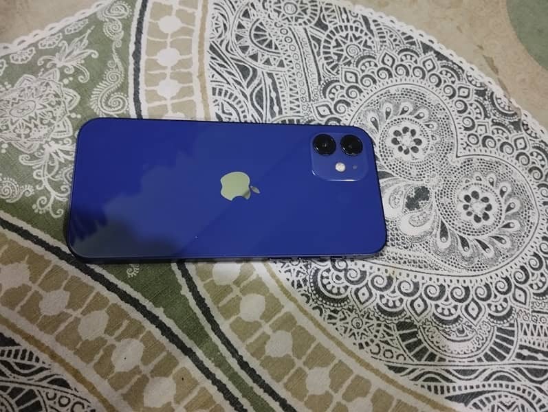 iphone 12 64 gb blue colour 3