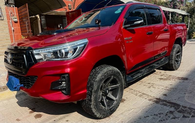 Toyota Hilux Revo 2017 1