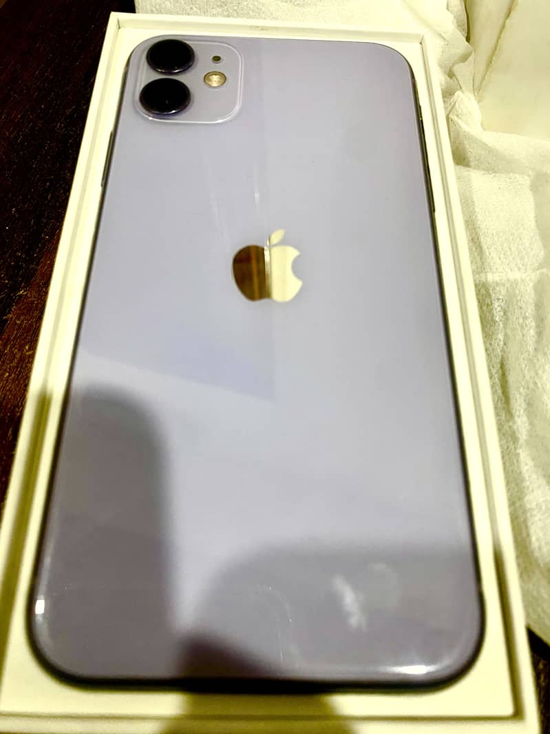 iphone 11 / 64 gb /  PTA approved. 7