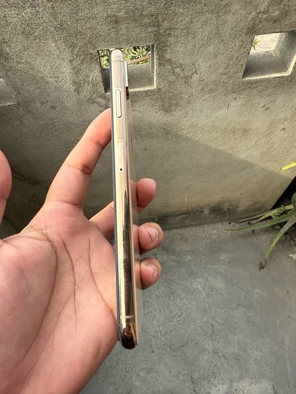 iPhone XS Max PTA Approved 5