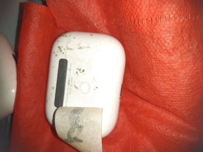 Airpods Pro Used in Running conditions  lot 1