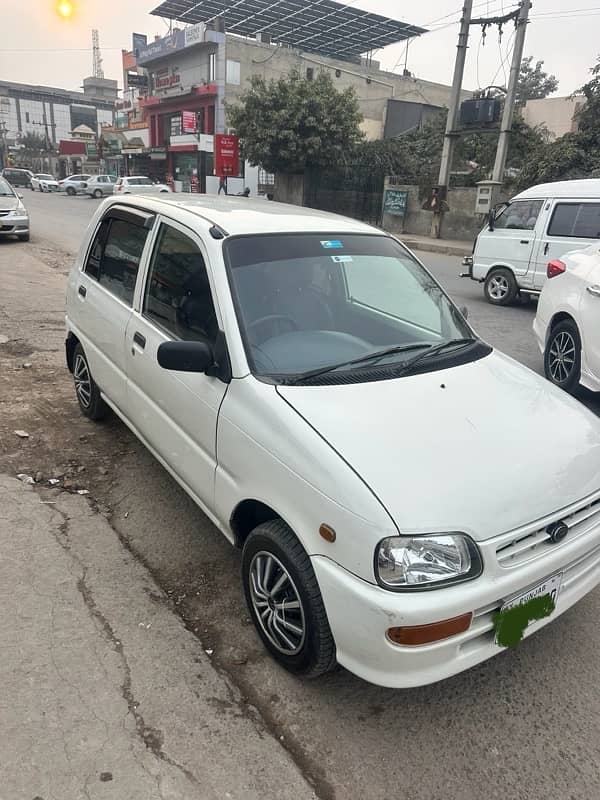 Daihatsu Cuore 2004 1