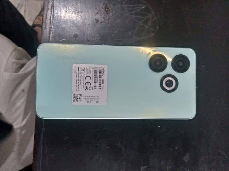 INFINIX Smart 8 4/64 only 6 months used 0