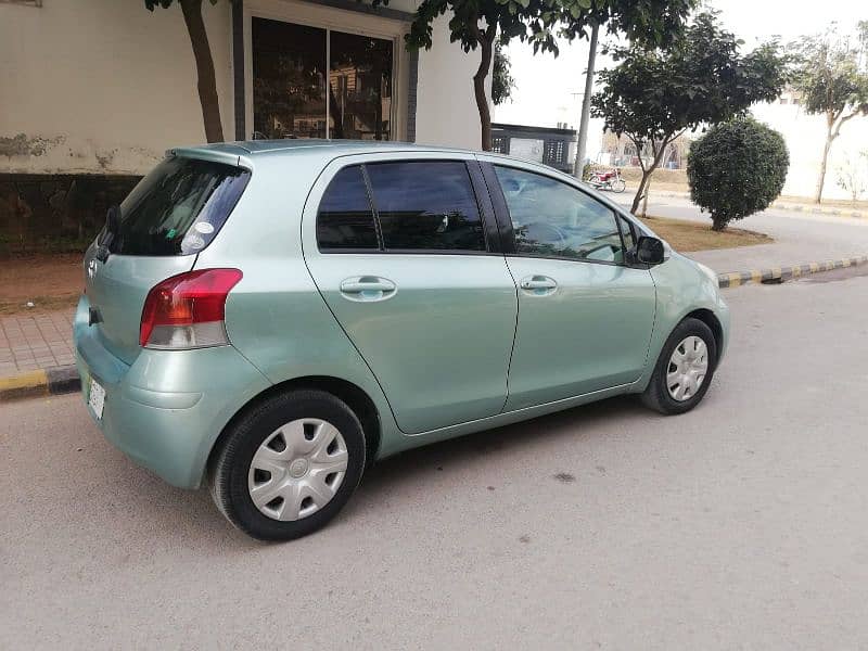 vitz,Toyota,2008 15