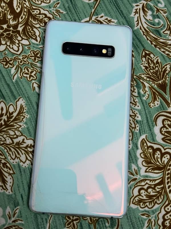 samsung s10 plus 1