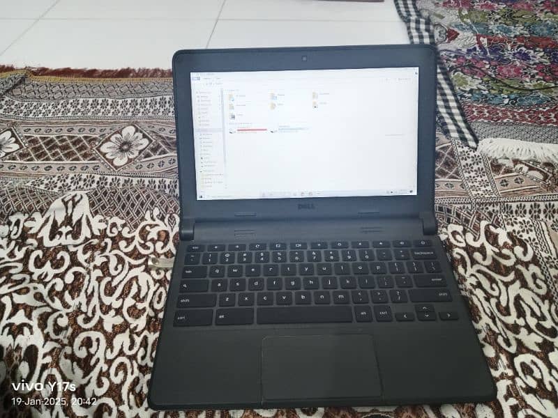 Dell Chrome Book 0