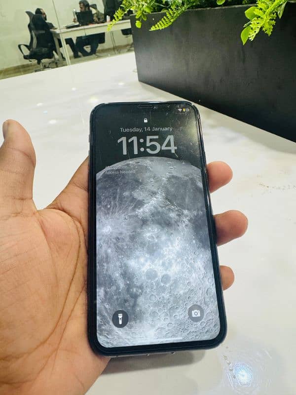 Iphone 11 pro for sale 3