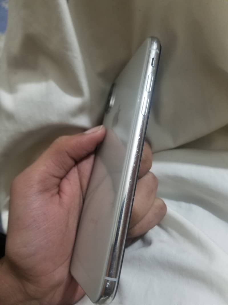 Apple iPhone XS Non Pta 1