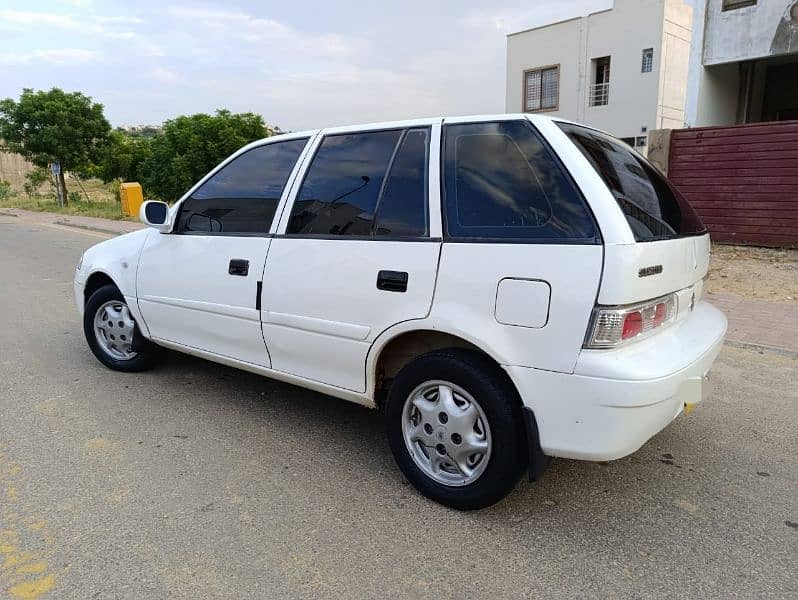 Suzuki Cultus VXR 2015 10