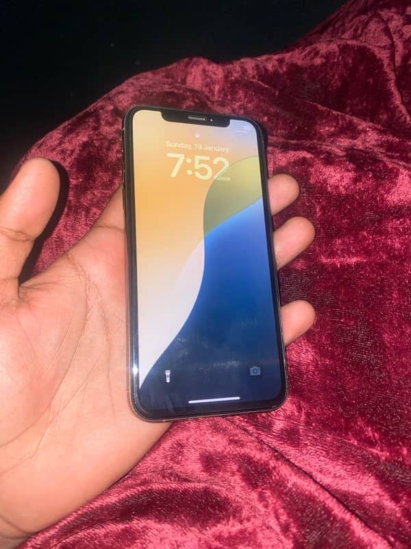 iphone XS 256 gb PTA aaprove 3