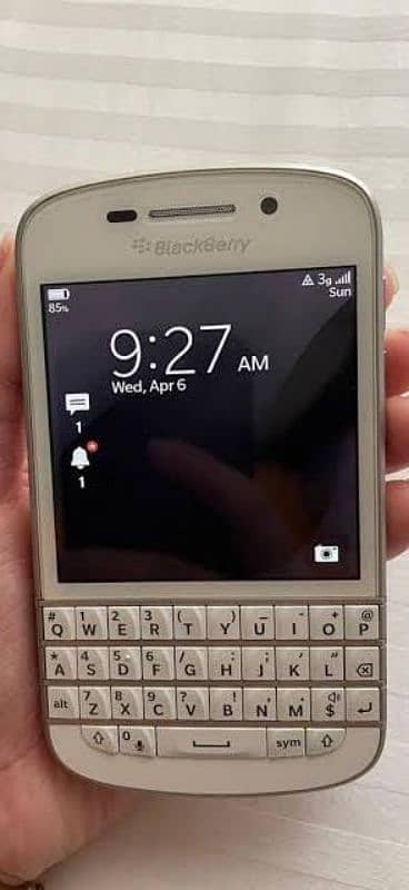 BlackBerry Q10 3