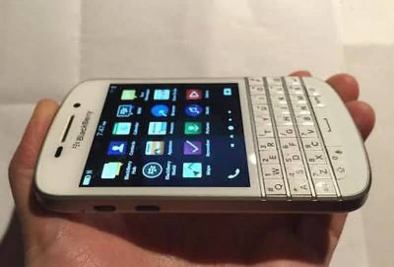 BlackBerry Q10 4