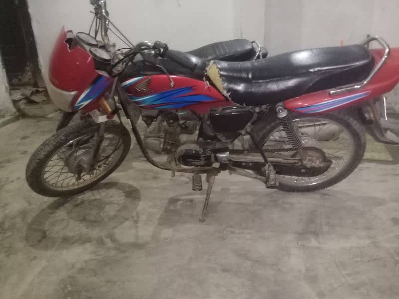 honda prider 2017 model urgent sale 2