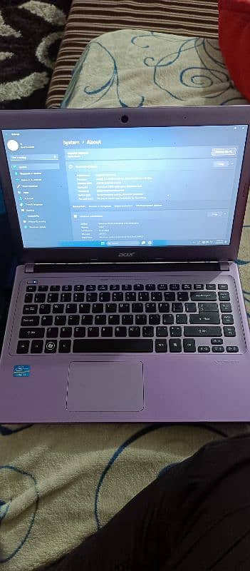 Acer i3-2nd gen laptop 0