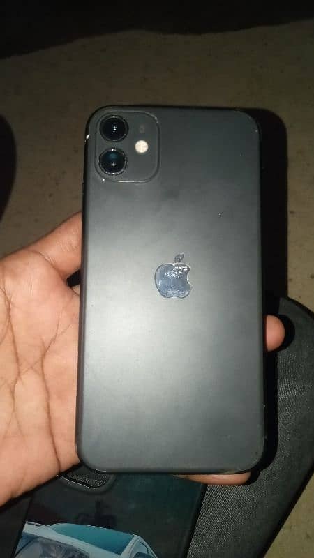 iphone 11 10by10 condition water pack iCloud locked 0