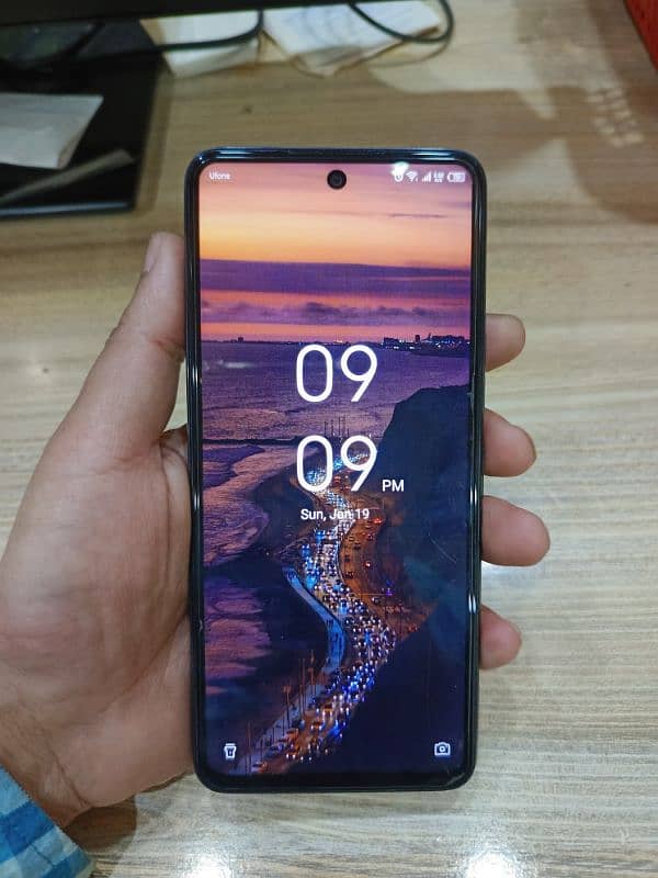 TECNO Camon 18T - 4+128 GB (Out Class Condition 10/10) 0