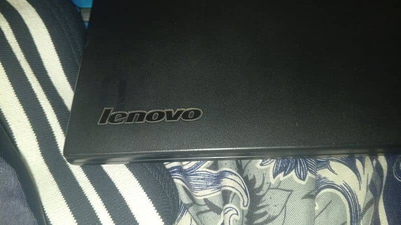 Lenovo Thinkpad laptop 0