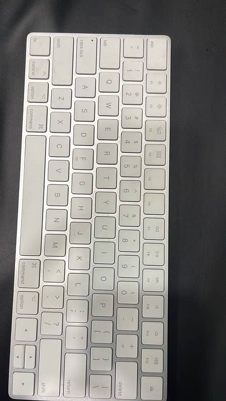 Apple magic 2 Bluetooth keyboard 2