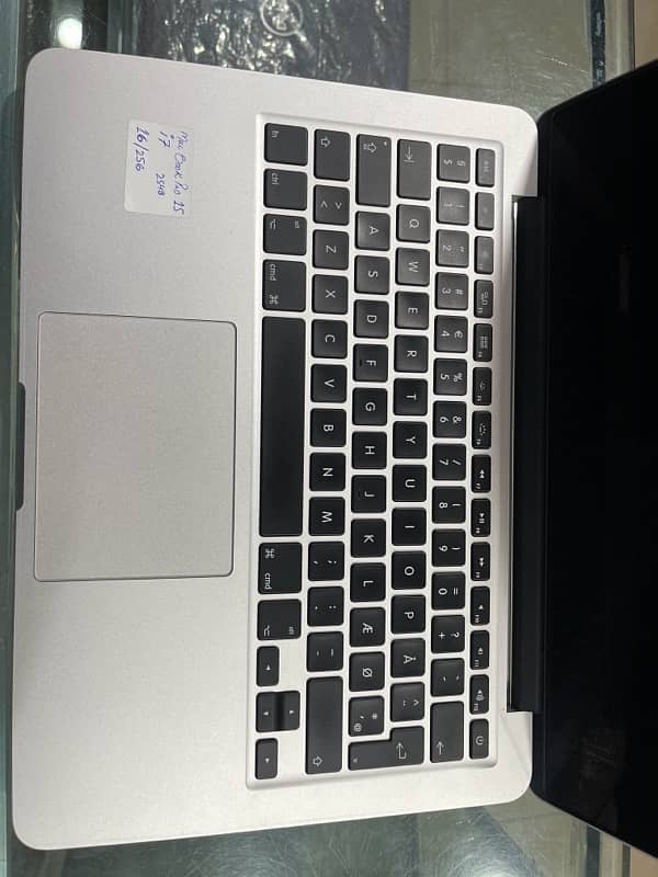 MacBook Pro2015 0