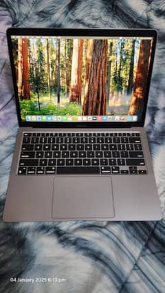 2020 M1 MacBook Air – Excellent Condition