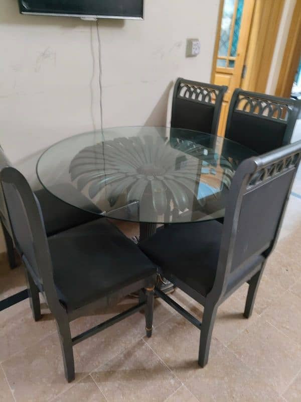 5 Seater Round Dining Table 5