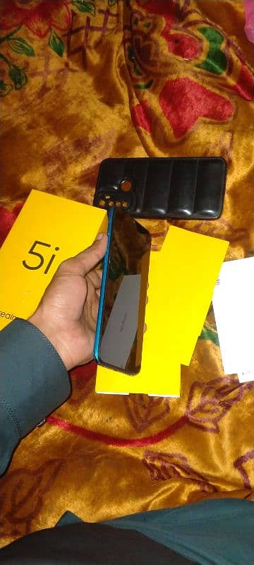 Realme 5i.     4_64.  sid Dab ha side 4