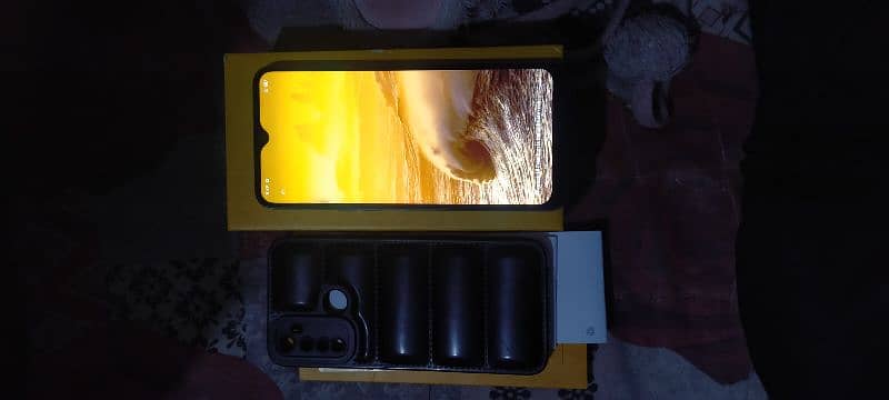 Realme 5i.     4_64.  sid Dab ha side 7