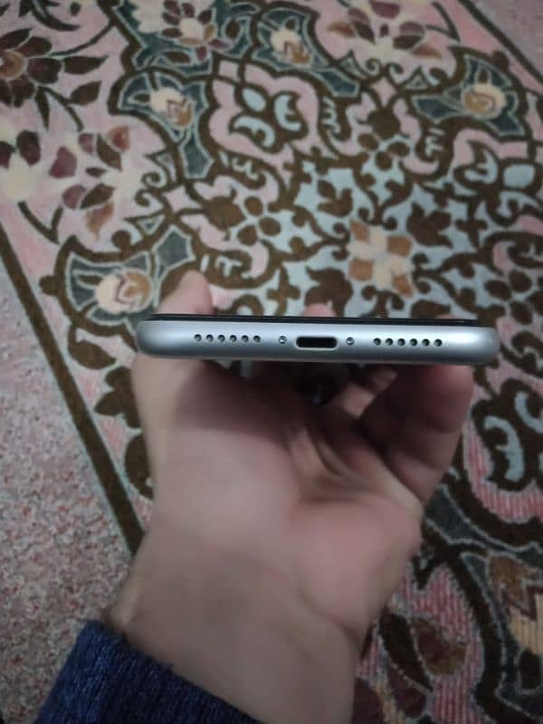 Iphone 11 64Gb Non PTA 2