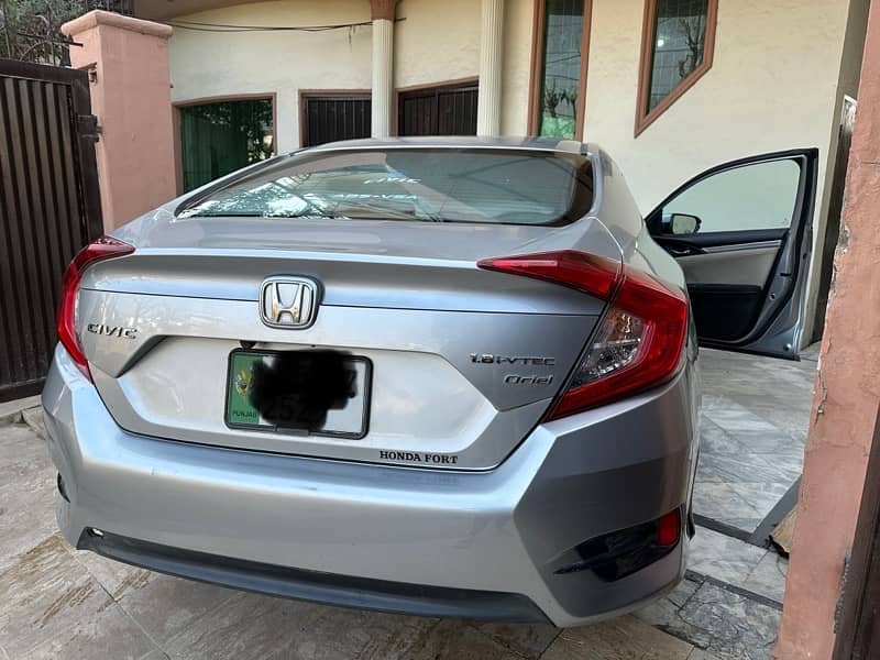 Honda Civic Oriel UG 2018 1st owner Red meter 4