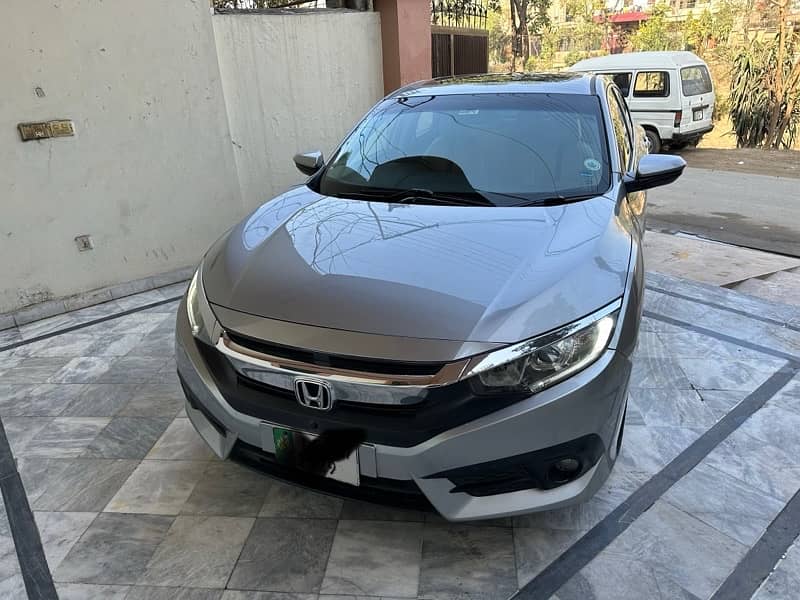 Honda Civic Oriel UG 2018 1st owner Red meter 5