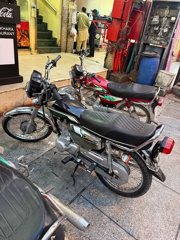 Honda 125S Self Start 2