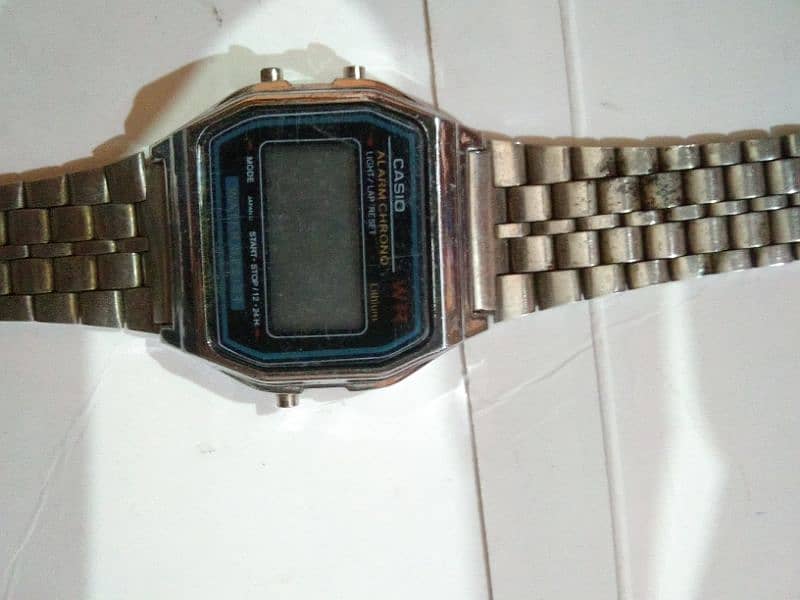 Casio vintage watch 0