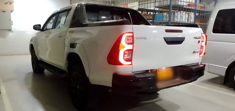 Toyota Hilux Revo GR 2023 12