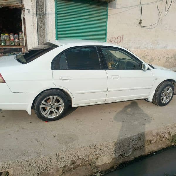 Honda Civic EXi 2004 4