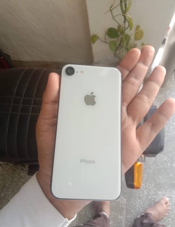 IPhone 8 Non PTA 0