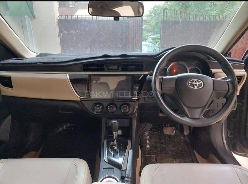 Toyota Corolla GLI 2016 Automatic 1