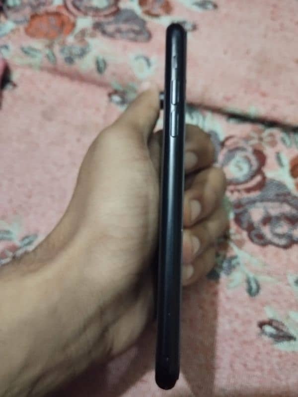 used iphone xr 0