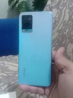 Vivo y33s 8+128 with Dabba charger & hand free 10/9 condition urgent