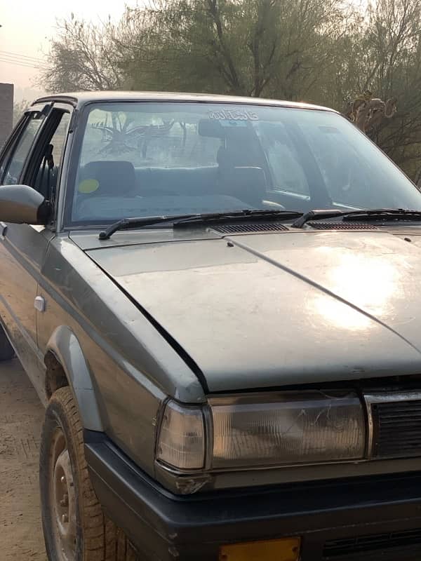 Nissan Sunny 1987 6