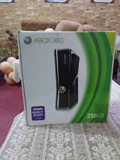 Xbox 360 Black slim almost new never used