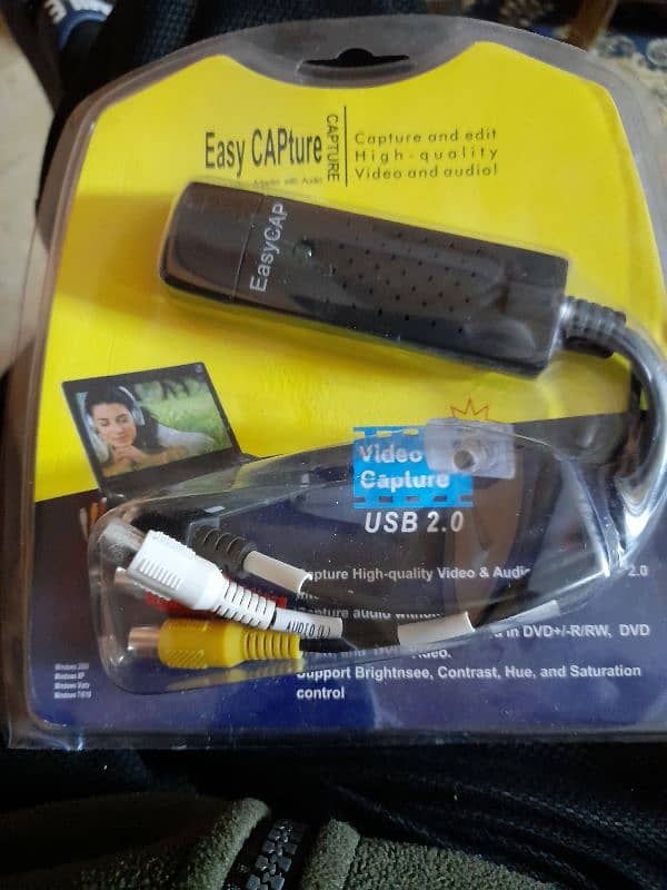 Easy Capture USB 2.0 VIDEO ADAPTER WITH AUDIO 1