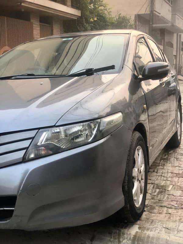 Honda City 2011 for sale Lahore register 2