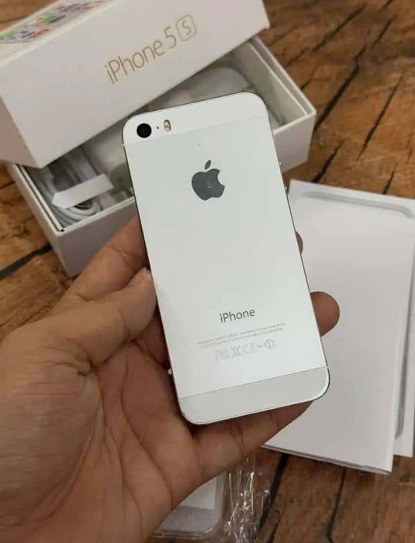 iPhone 5s PTA Approved 64GB # Watsapp  03486223941 0