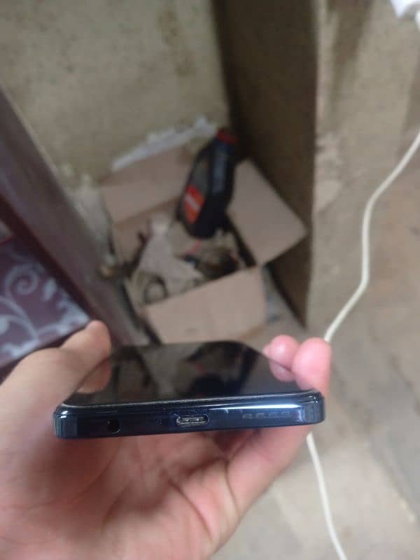 Infinix Hot 40 7