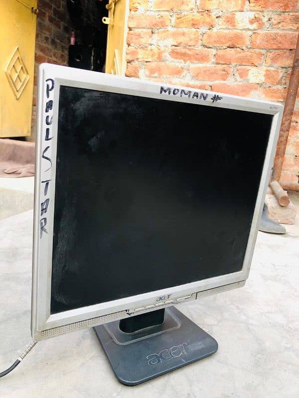 acer lcd 19 inch condition 10/8 3