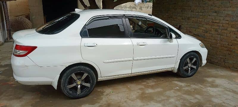 Honda City IDSI 2005 5